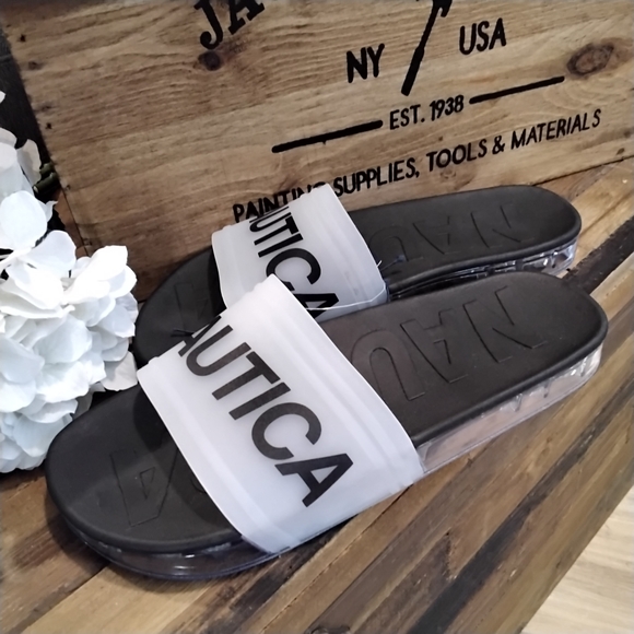 Nautica Slides nwt - Picture 5 of 5